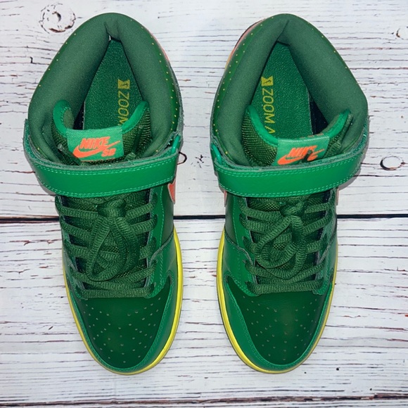 nike dunk mid pro sb watermelon